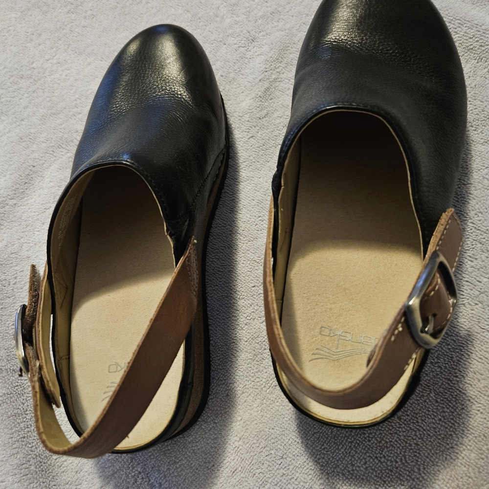 Dansko Black and Tan Flats